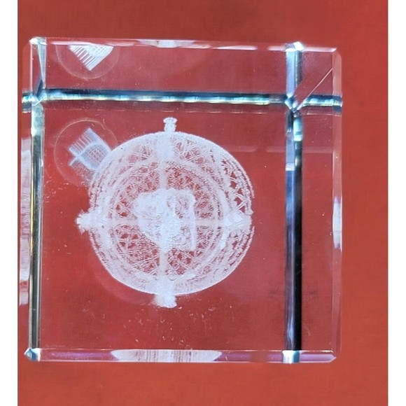 3D Crystal Mary Jesus Inside Egg Faberge Laser Etched Glass Paperweight Israel - Picture 6 of 11